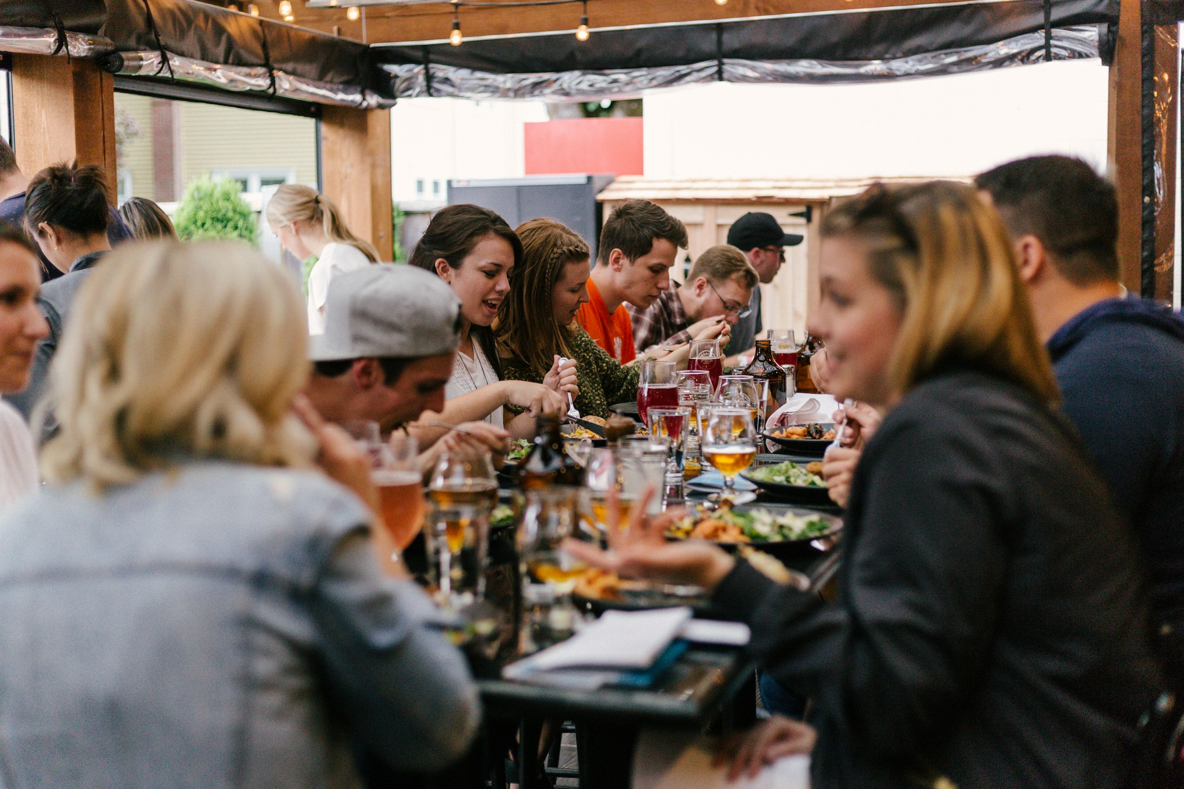Die Community Kitchen in München. Foto von Priscilla Du Preez 🇨🇦 auf Unsplash