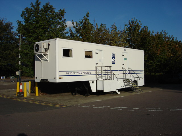 Ein Mobiles Krankenhaus, dass unter anderen für Brustkrebsscreening genutzt wird. Bild Wiki
